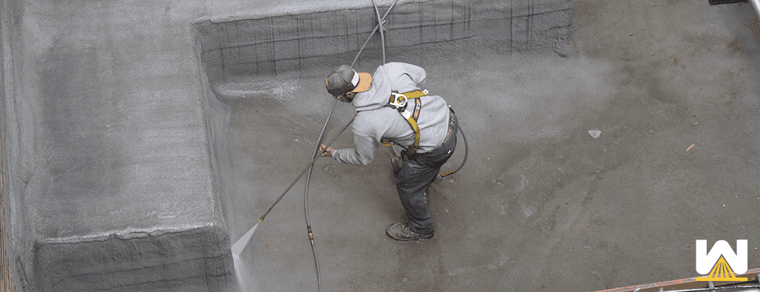 cleaning-a-SPF-roof-with-powerwashing