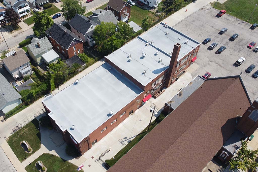 Spray foam roof at Accel Schools - Elyria, Ohio - 2021.JPG