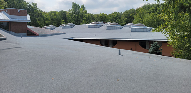 a spray foam roof that is seamless