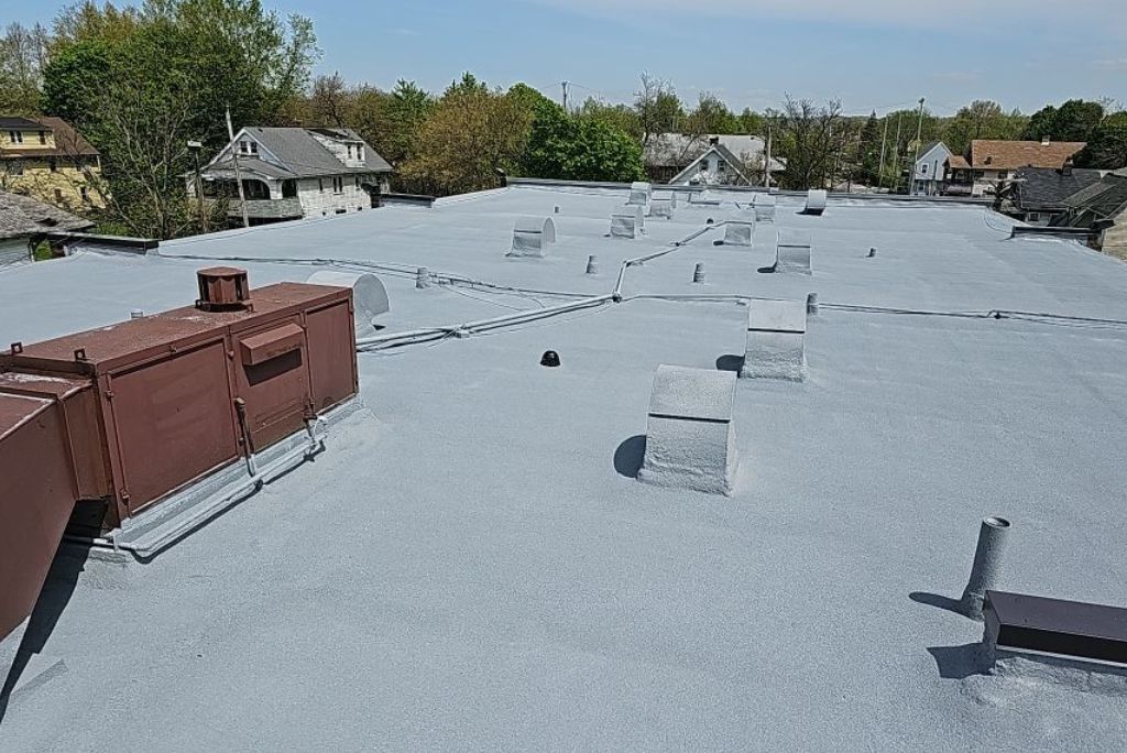 Commercial Spray Foam Roof Installed in Cleveland Ohio at LQO